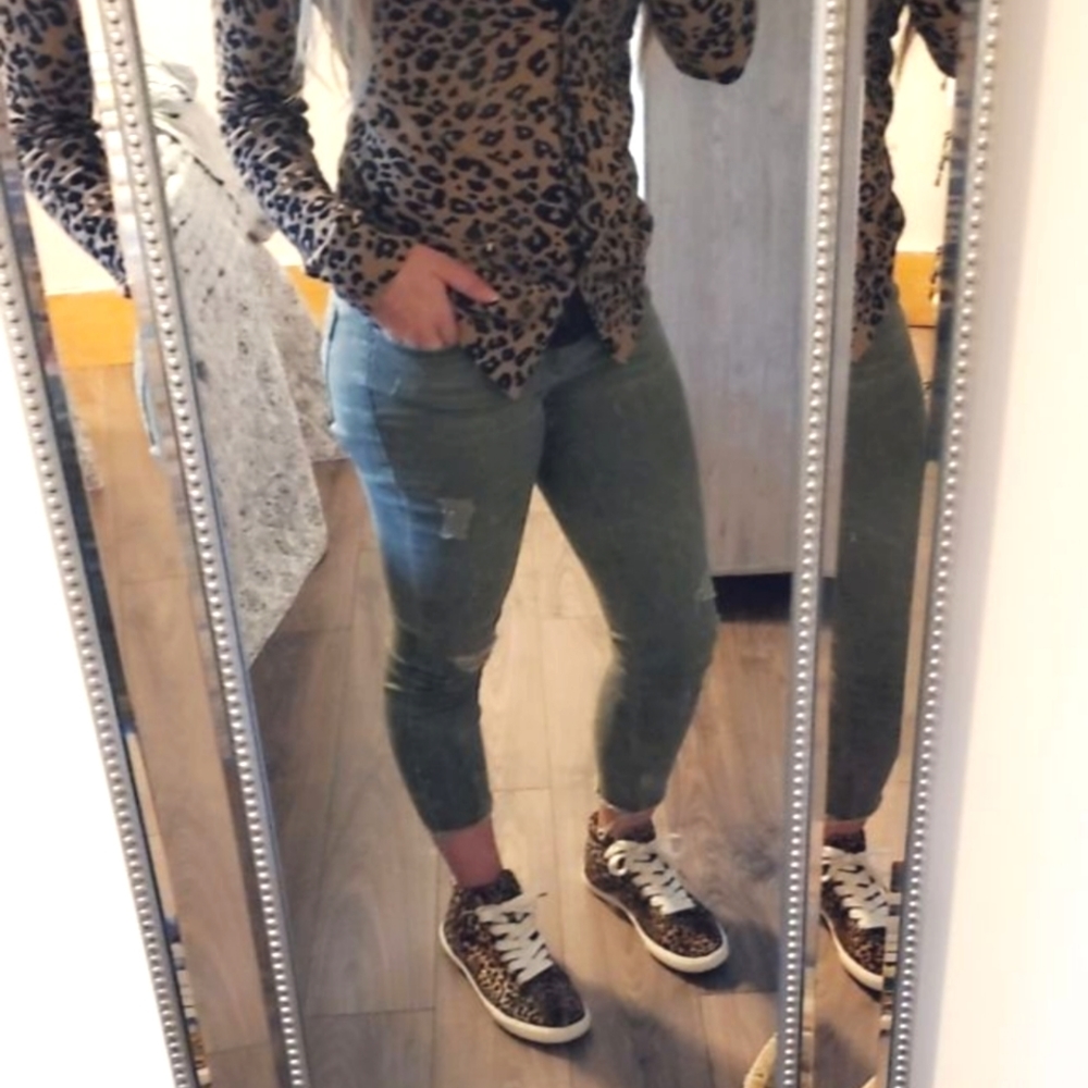 Express distressed ankle leggings